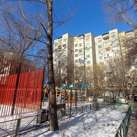 Современный уют Квартира Алмати Екстер'єр фото